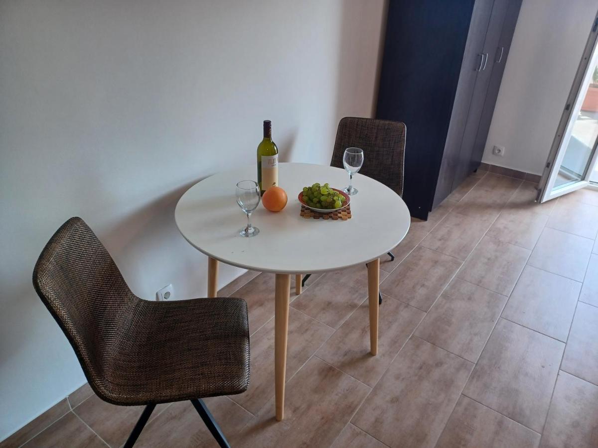 Apartmani Miletic 耶尔萨 外观 照片