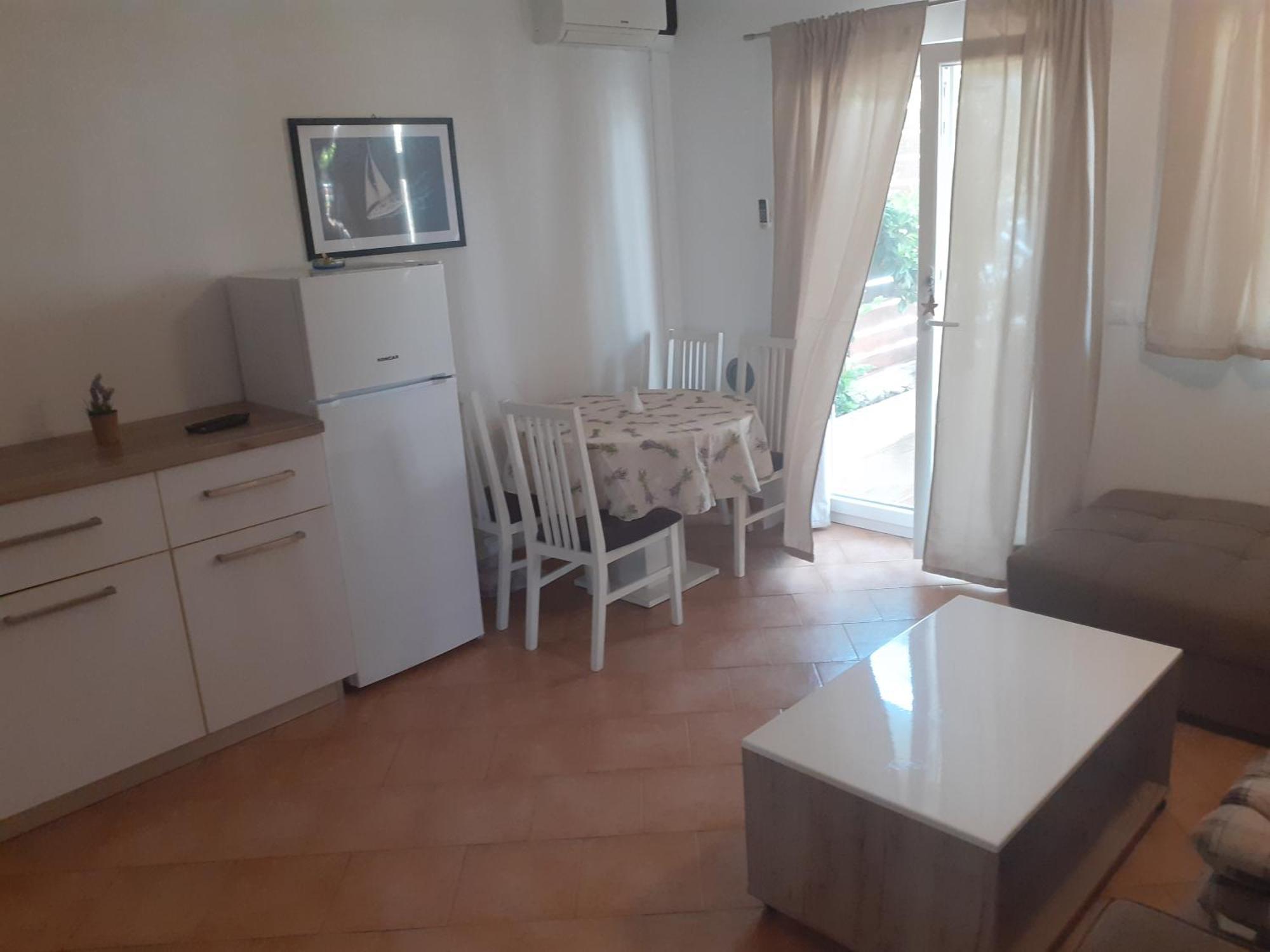 Apartmani Miletic 耶尔萨 外观 照片