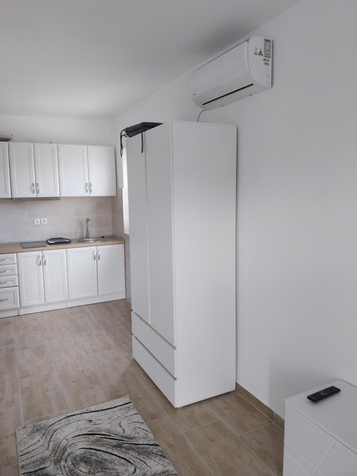 Apartmani Miletic 耶尔萨 外观 照片
